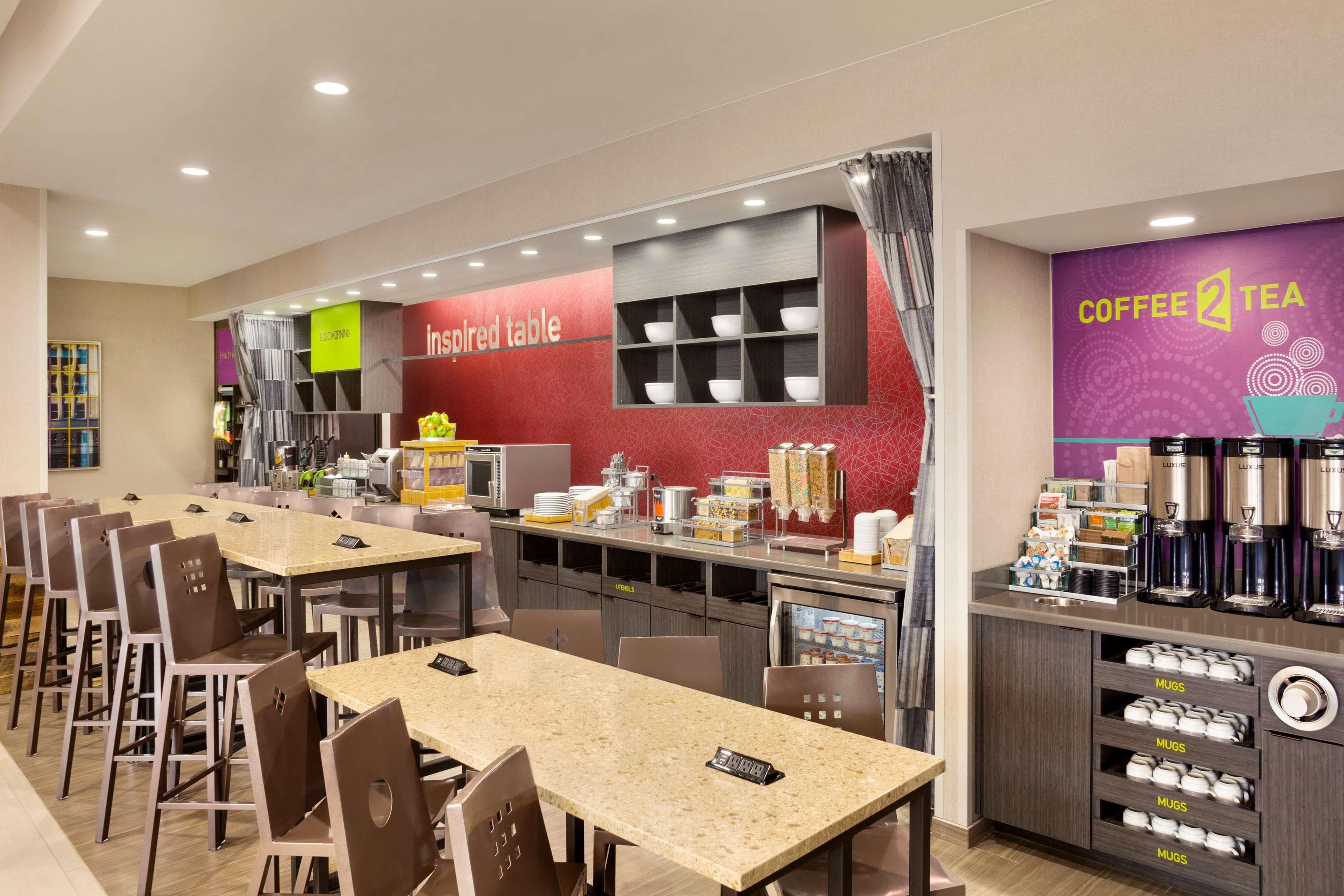 Home2 Suites By Hilton Birmingham Downtown Екстериор снимка