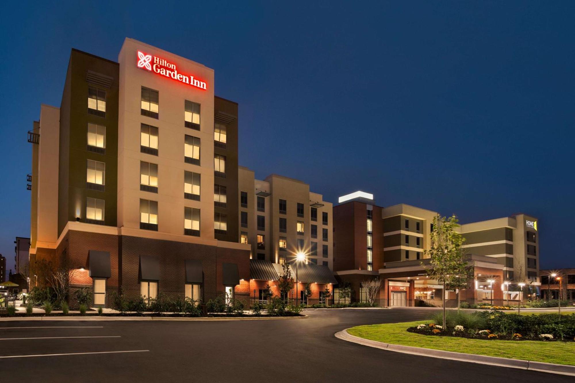 Home2 Suites By Hilton Birmingham Downtown Екстериор снимка